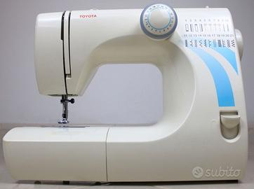 macchina da cucire toyota RS2000 usata