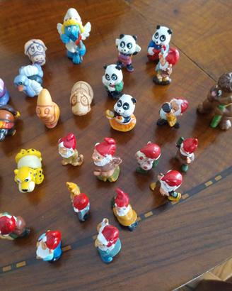Lotto 27 personaggi sorpresine (Kinder, etc.)