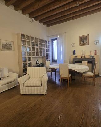 FILIPPINI a 100 metri da Stradone San Fermo