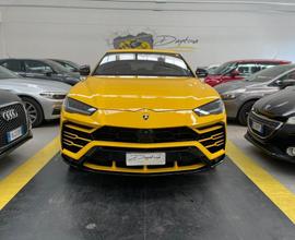 LAMBORGHINI Urus 4.0