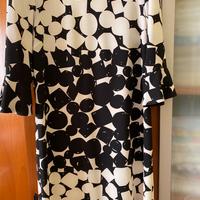 Vestito nero e bianco