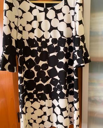 Vestito nero e bianco