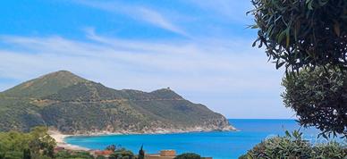 Villa vista mare in lotto da 550mq