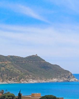 Villa vista mare in lotto da 550mq