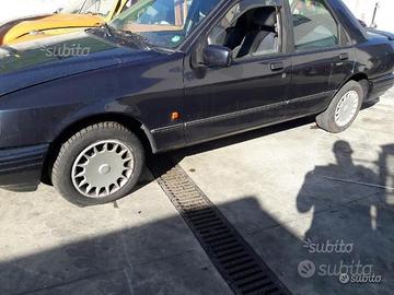 Ford Sierra GT 2.0 i seconda serie per ricambi