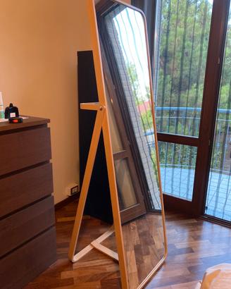 IKORNNES IKEA – Specchio da terra in frassino