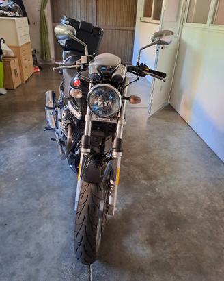 Moto guzzi breva 750
