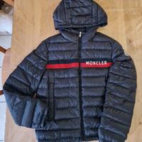 Piumino Moncler 12 anni 100 grammi