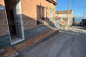 Casa singola con cortiletto Fleri Zafferana Etnea