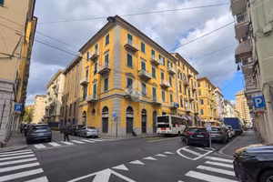 NEGOZIO A LA SPEZIA