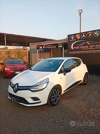 Renault Clio dCi 8V 75 CV 5 porte Moschino Life