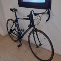 Bici da corsa uomo , leggere bene l'annuncio