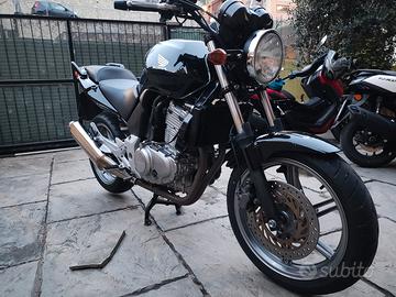 Honda CBF 500