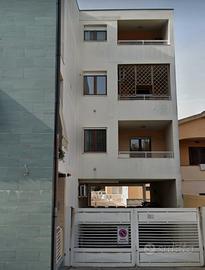Li Punti fronte strada garage auto 16 mq