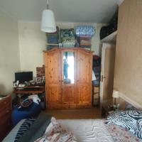 Armadio a tre ante e specchio 