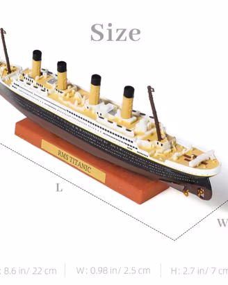 Modellino Titanic, scala 1:250. NUOVO