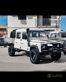 Land Rover Defender 130 RIBALTABILE 