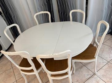 Tavolo con 6 sedie in legno
