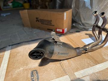 Scarico completo akrapovic mt-09