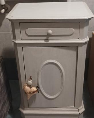 comodino shabby 