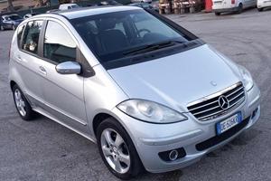 MERCEDES-BENZ A 180 CDI Avantgarde senza nessun