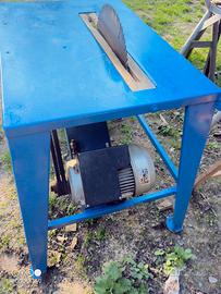 Circolare a 220 volt