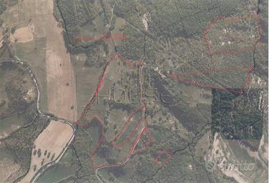 Terreno di 133980 m² a Città di Castello