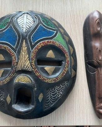 MASCHERE AFRICANE IN LEGNO