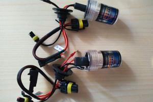 2 lampadine Xenon H7  6000k