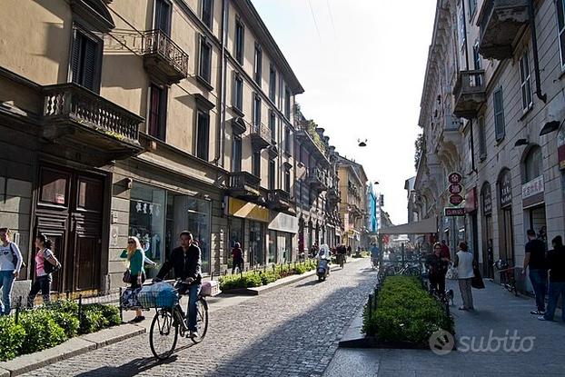 2Locali con balcone a 800 euro-MILANO CERTOSA