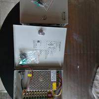 Alimentatore 12V 10A 9 uscite