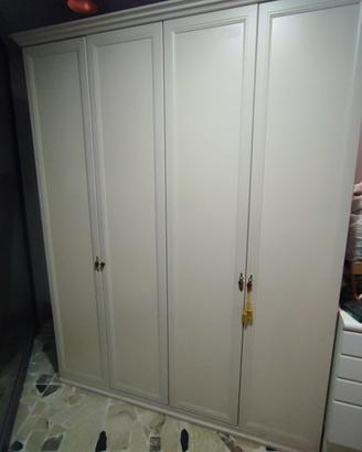 Armadio 4 ante stile classico/elegante