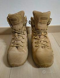 Scarponcini Reebok colore desert modello militare 