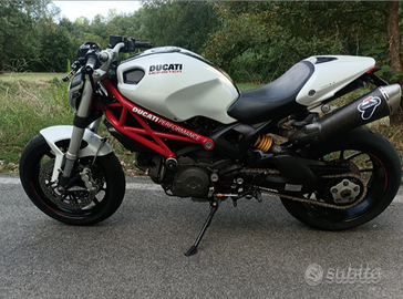 Monster 796 accessoriato