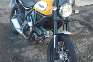 Ducati scrambler 800 classic