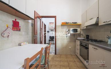 APPARTAMENTO AL PRIMO PIANO CON BOX PRIVATO