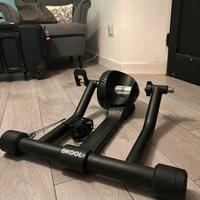 Rullo Smart trainer Bkool