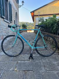 Bicicletta Bianchi reparto corse eroica