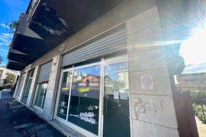 NEGOZIO A MONTESILVANO