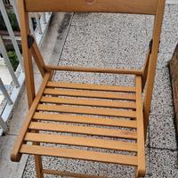 Due sedie pieghevoli