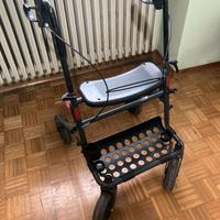 Deambulatore pieghevole