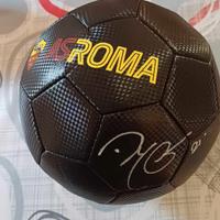 pallone autografato Dybala 