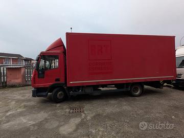 IVECO EuroCargo 75E15