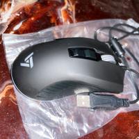 mouse wired essential per il gaming