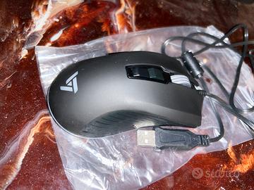 mouse wired essential per il gaming