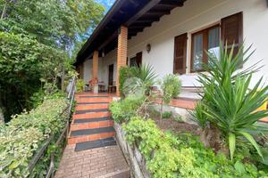 VILLA SINGOLA A CARPENEDOLO