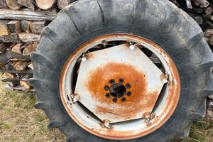 12.4-28 gomme trattore