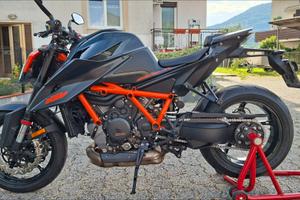 KTM superduke r 2021 uniproi  da vetrina!! 