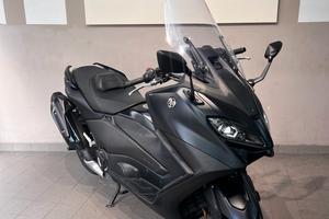 Yamaha T Max 560