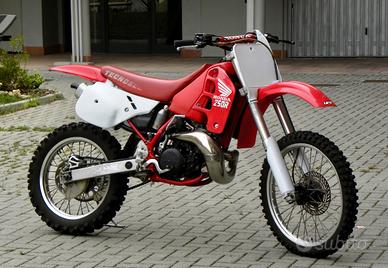 Honda CR250r 2T cross 1989